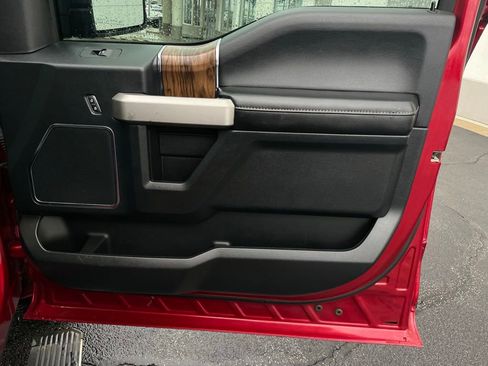 Used 2019 Ford F150 Lariat w/ Equipment Group 502A Luxury image 30