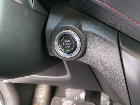 Certified 2022 Chevrolet TrailBlazer RS w/ Sun and Liftgate Package image 16