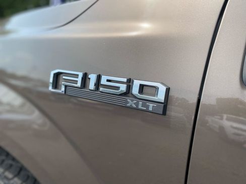 Used 2015 Ford F150 XLT w/ Equipment Group 302A Luxury AWD/4WD image 25