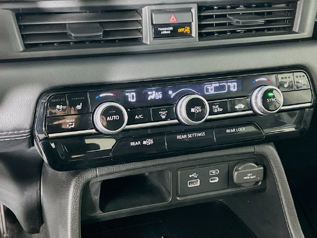 Used 2024 Honda Pilot Elite image 18