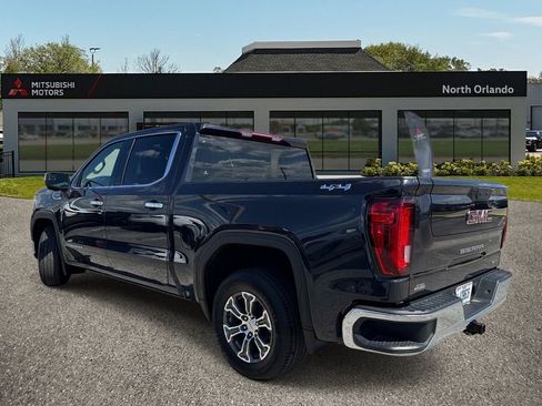 Used 2025 GMC Sierra 1500 SLT AWD/4WD image 3
