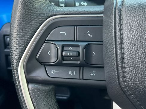 Used 2025 Toyota Tacoma TRD Off-Road AWD/4WD image 29