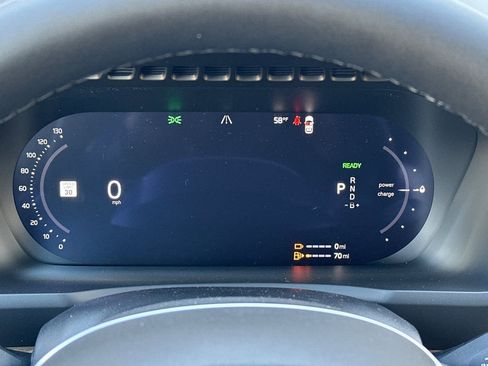 New 2026 Volvo XC90 T8 Plus w/ Protection Package Premier image 27