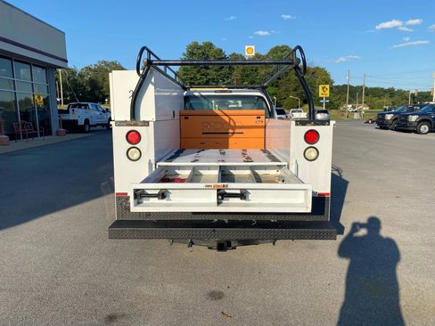 Used 2011 Ford F250 XL image 21