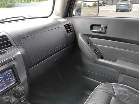 Used 2008 HUMMER H3 Luxury AWD/4WD image 18