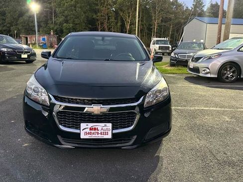 Used 2016 Chevrolet Malibu LT image 8