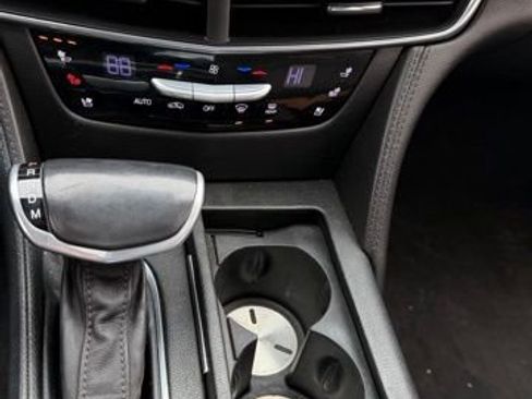 Used 2016 Cadillac CT6 Luxury image 21