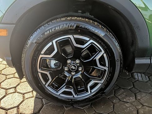 Used 2025 Ford Bronco Sport Outer Banks w/ Outer Banks Tech Package+ AWD/4WD image 10