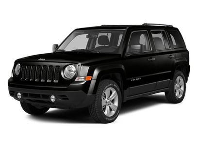 Used 2014 Jeep Patriot Limited w/ Sun/Sound Group