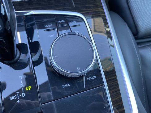 Used 2019 BMW X5 xDrive50i w/ Executive Package image 34