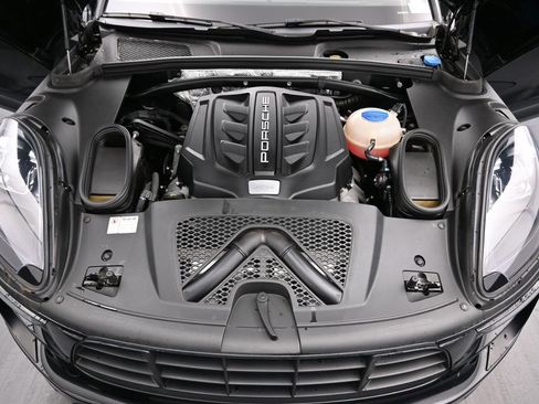 Used 2017 Porsche Macan GTS image 31