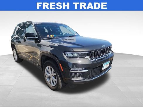 Used 2024 Jeep Grand Cherokee Limited w/ Trailer Tow Package AWD/4WD image 1