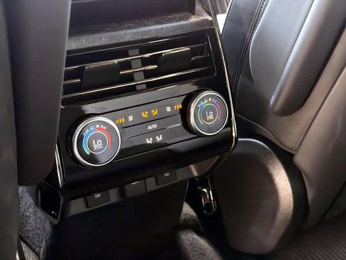 Used 2025 Land Rover Range Rover Sport Dynamic SE AWD/4WD image 15