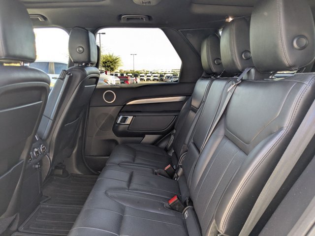 Used 2020 Land Rover Discovery Landmark AWD/4WD image 14