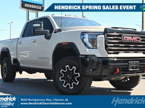 Used 2026 GMC Sierra 2500 AT4X image 1