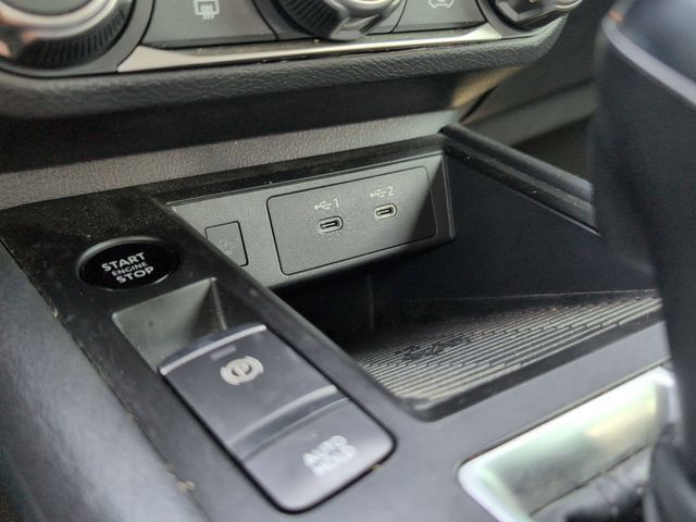 Used 2025 Nissan Kicks SV FWD image 30