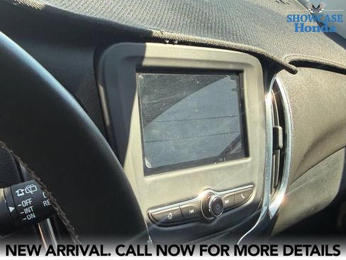 Used 2023 Chevrolet Equinox LT FWD image 11