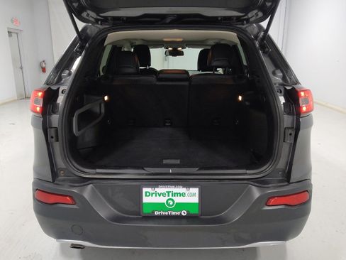 Used 2015 Jeep Cherokee Limited AWD/4WD image 29
