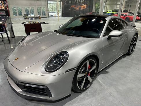 Used 2021 Porsche 911 Carrera S RWD image 10