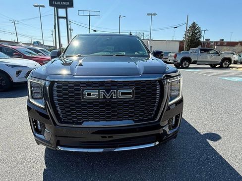 Certified 2023 GMC Yukon Denali Ultimate image 8