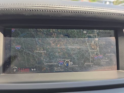 Used 2011 BMW X5 M image 39