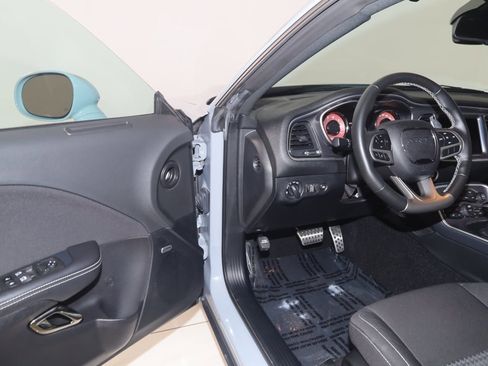 Used 2021 Dodge Challenger SRT Hellcat image 50