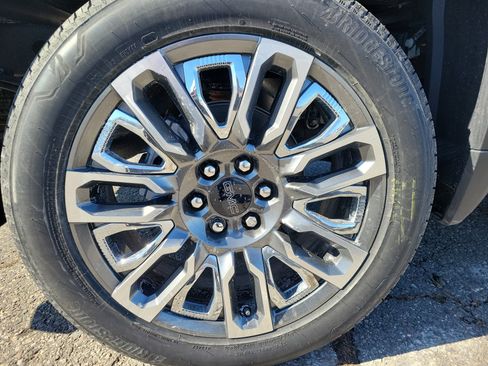 New 2026 GMC Sierra 1500 Denali Ultimate image 11