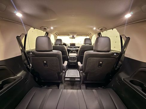 Used 2023 Honda Pilot EX-L image 33