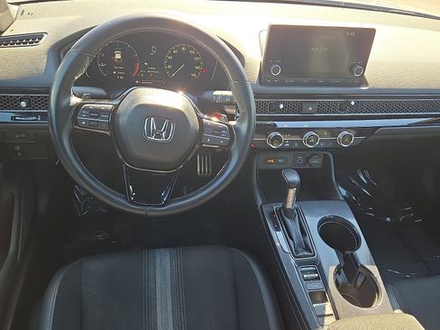 Used 2023 Honda Civic Sport image 11