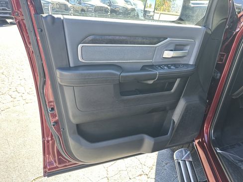 Used 2019 RAM 2500 Big Horn image 12