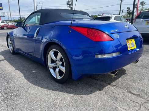 Used 2006 Nissan 350Z Touring RWD image 5