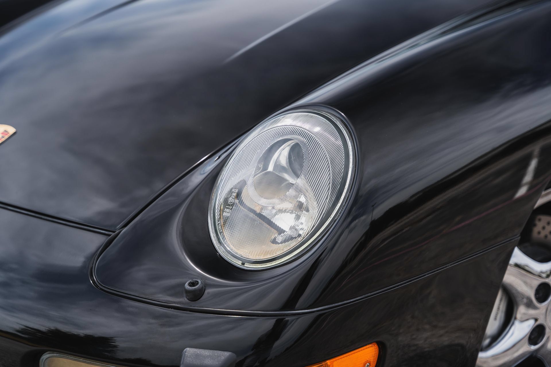 Used 1995 Porsche 911 Carrera RWD image 42