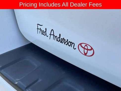Used 2015 Toyota Sequoia SR5 w/ Premium Package AWD/4WD image 12
