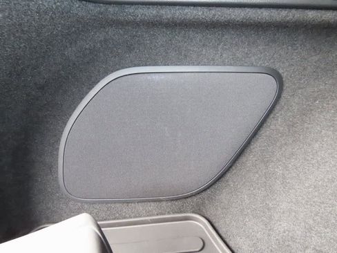 Used 2025 Lexus RX 450h Luxury image 11