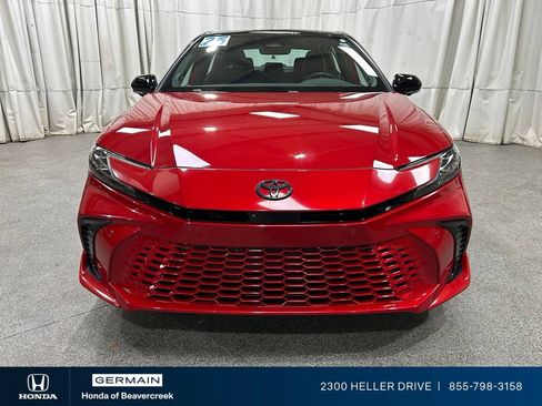 Used 2025 Toyota Camry XSE w/ Premium Plus Package AWD/4WD image 3