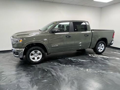 New 2026 RAM 1500 4x4 Crew Cab image 20