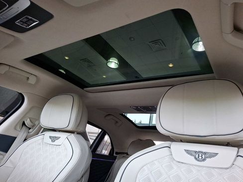 Used 2023 Bentley Flying Spur Azure AWD/4WD image 14