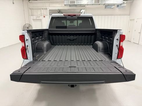 Used 2026 Chevrolet Silverado 1500 High Country AWD/4WD image 23