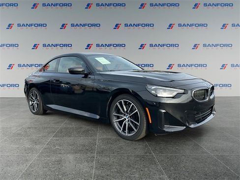 Used 2023 BMW 230i Coupe w/ Convenience Package image 7