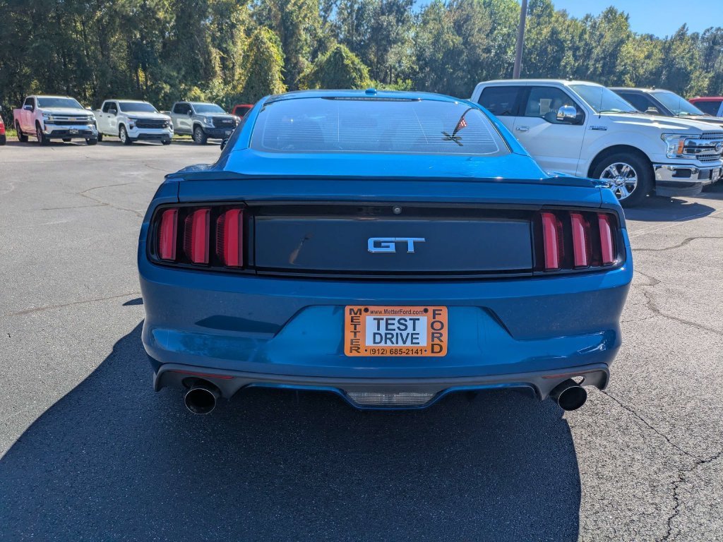Used 2017 Ford Mustang GT Premium RWD image 5