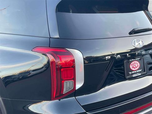 Used 2023 Hyundai Palisade Limited image 11