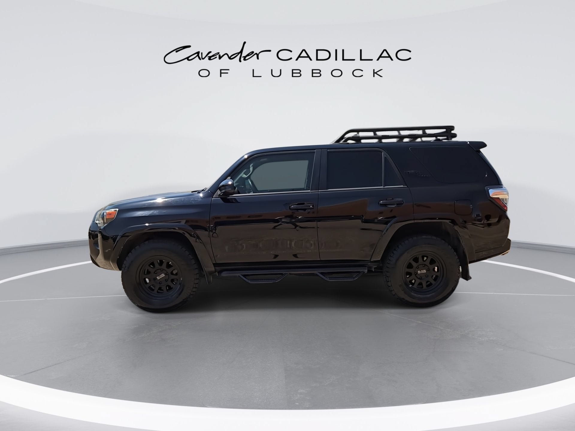 Used 2020 Toyota 4Runner TRD Off-Road AWD/4WD image 5