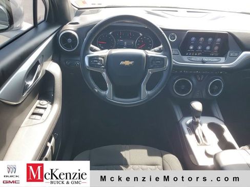 Used 2021 Chevrolet Blazer LT image 25
