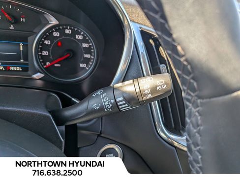 Used 2024 Chevrolet Equinox LT image 25