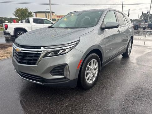 Used 2024 Chevrolet Equinox LT FWD image 1