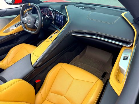 Used 2020 Chevrolet Corvette Stingray Preferred Conv w/ 2LT Preferred Equipment Group image 17