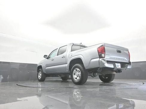 Used 2023 Toyota Tacoma SR AWD/4WD image 40