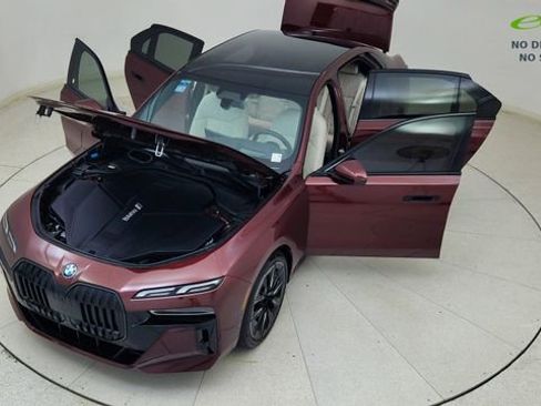Used 2024 BMW i7 eDrive50 w/ M Sport Package RWD image 85