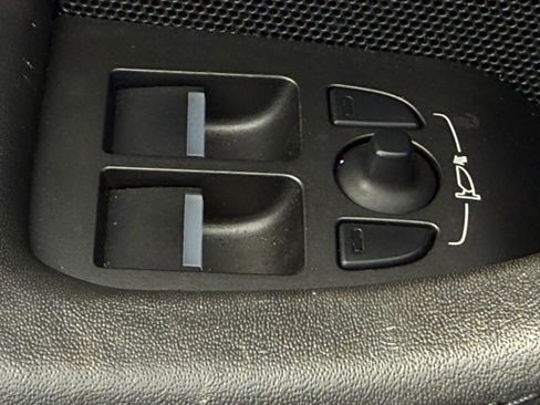 Used 2020 Jaguar F-TYPE Convertible RWD image 37