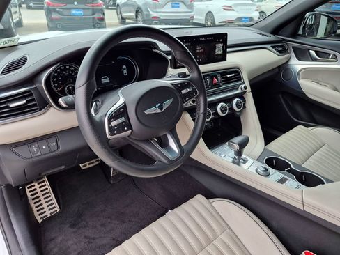 Used 2023 Genesis G70 2.0T w/ Sport Prestige Package RWD image 33
